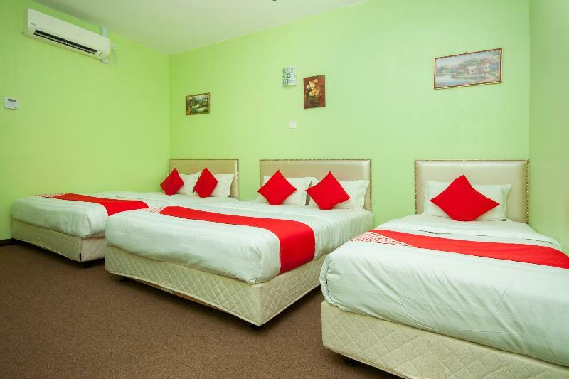 Bintang Square Hotel Кубанг Кериан Экстерьер фото